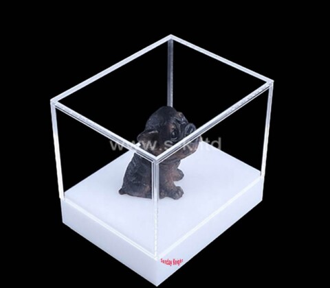 Custom wholesale acrylic figure display case with white base