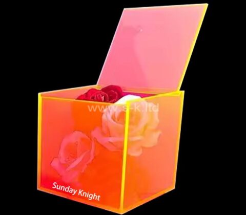 Custom acrylic flower storage box with hinged lid